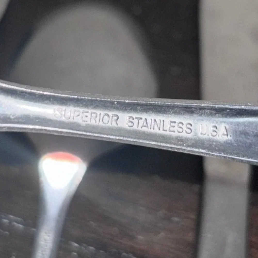 Superior Stainless USA | RADIANT ROSE Set | 4 Spoons, 2‎ tsp, 6 Knives, 1 Fork